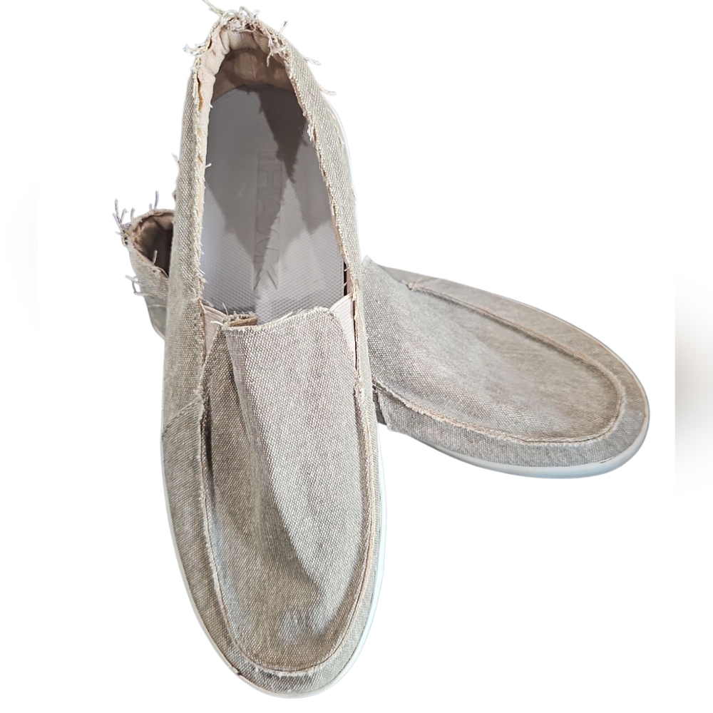 Tony Hawk Slip On Canvas Shoes in Natural Color L👀K SIZE 12 !!! L👀K